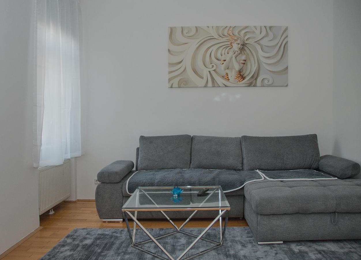 Blue Lotus Apartment Вена Экстерьер фото
