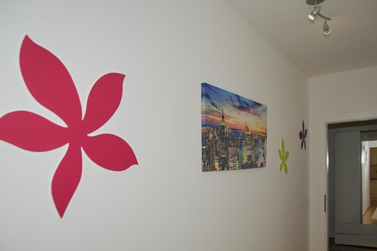 Blue Lotus Apartment Вена Экстерьер фото